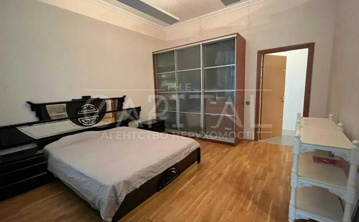 Продажа 4к квартиры в Киеве,  Петлюры Симона ул. (Коминтерна ул.), 10 14