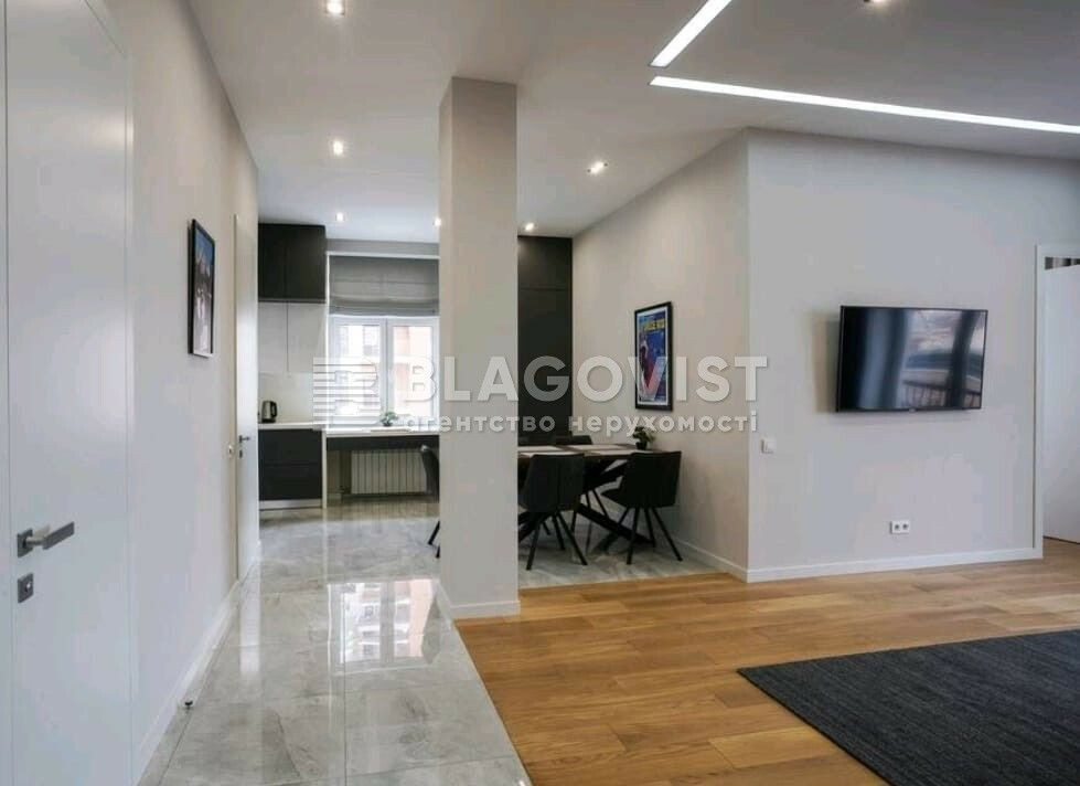 Аренда 3к квартиры в Киеве,  Крещатик ул., 25 7
