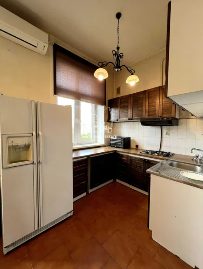 Продажа 4к квартиры в Киеве,  Коцюбинского Михаила ул., 2 9