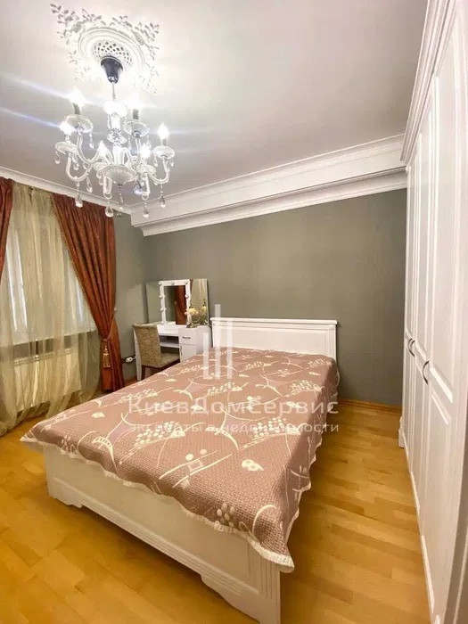 Аренда 4к квартиры в Киеве,  Введенская ул., 29-58 16