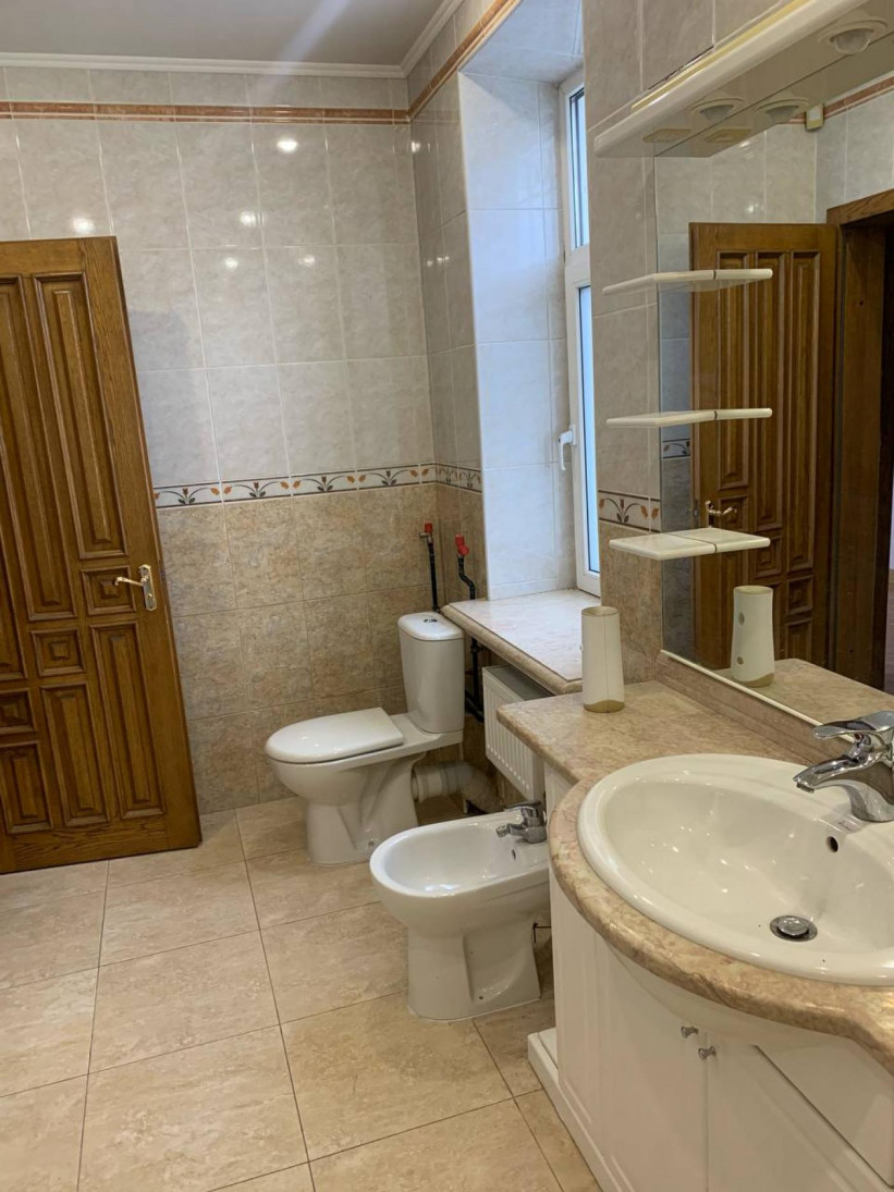 Продажа 5к квартиры в Киеве,  Константиновская ул., 10 6