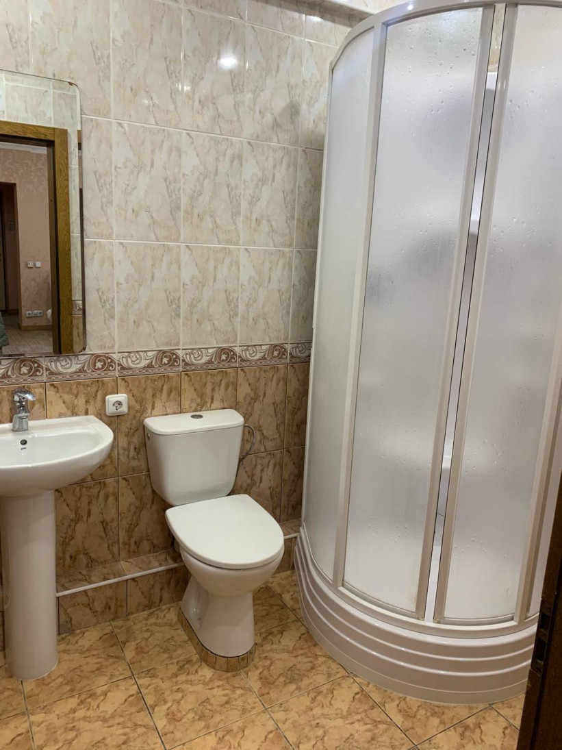 Продажа 5к квартиры в Киеве,  Константиновская ул., 10 7