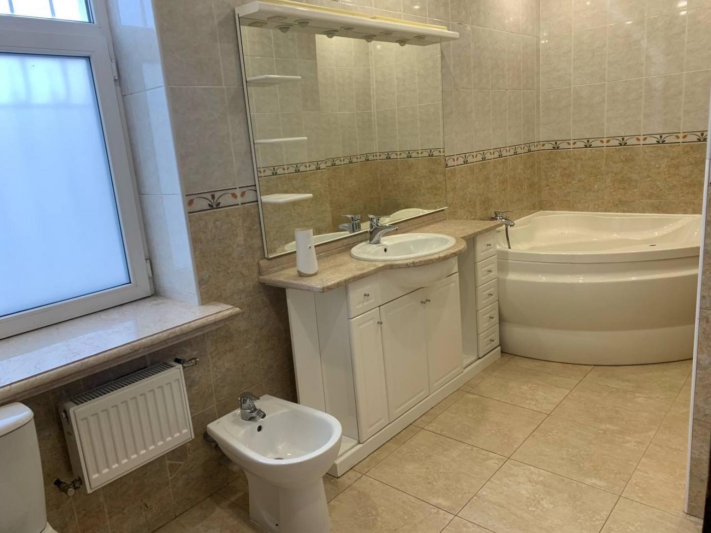 Продажа 5к квартиры в Киеве,  Константиновская ул., 10 9
