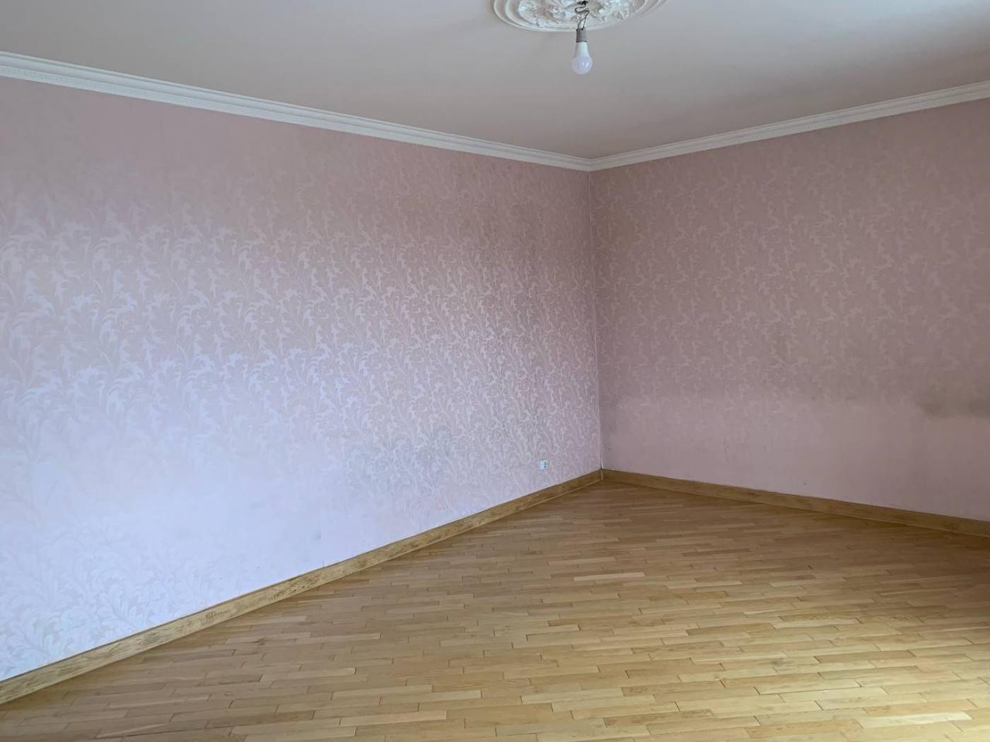 Продажа 5к квартиры в Киеве,  Константиновская ул., 10 13