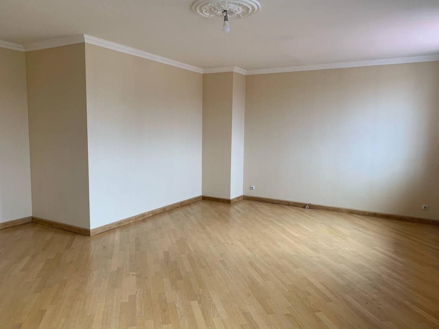 Продажа 5к квартиры в Киеве,  Константиновская ул., 10 14