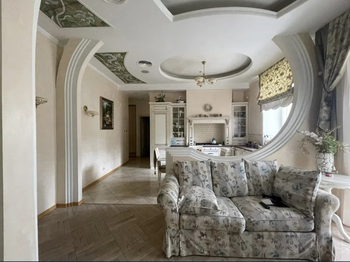 Аренда 5к квартиры в Киеве,  Михайловская ул., 0