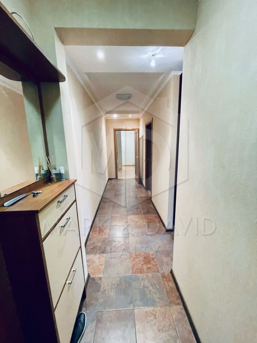 Продажа 2к квартиры в Киеве,  Малая Житомирская ул., 10 10