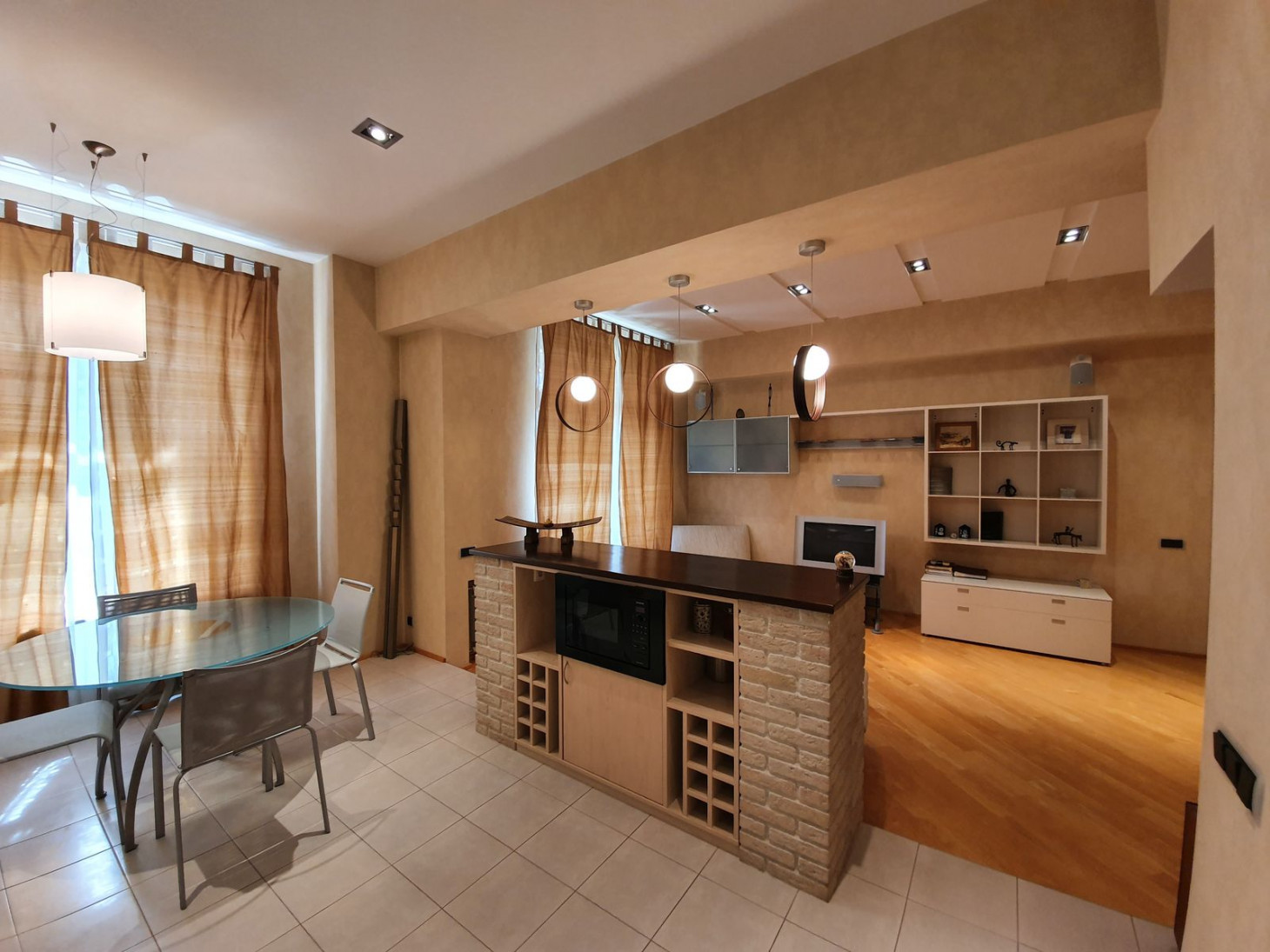 Продажа 2к квартиры в Киеве,  Крещатик ул., 27 3