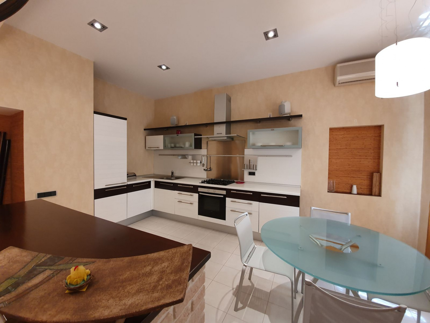 Продажа 2к квартиры в Киеве,  Крещатик ул., 27 4