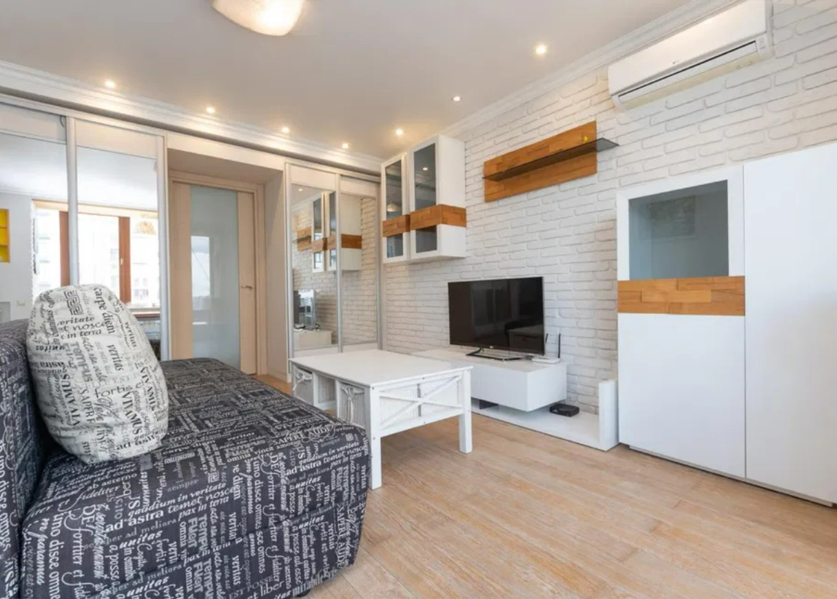 Продажа 2к квартиры в Киеве,  Гончара Олеся ул., 12
