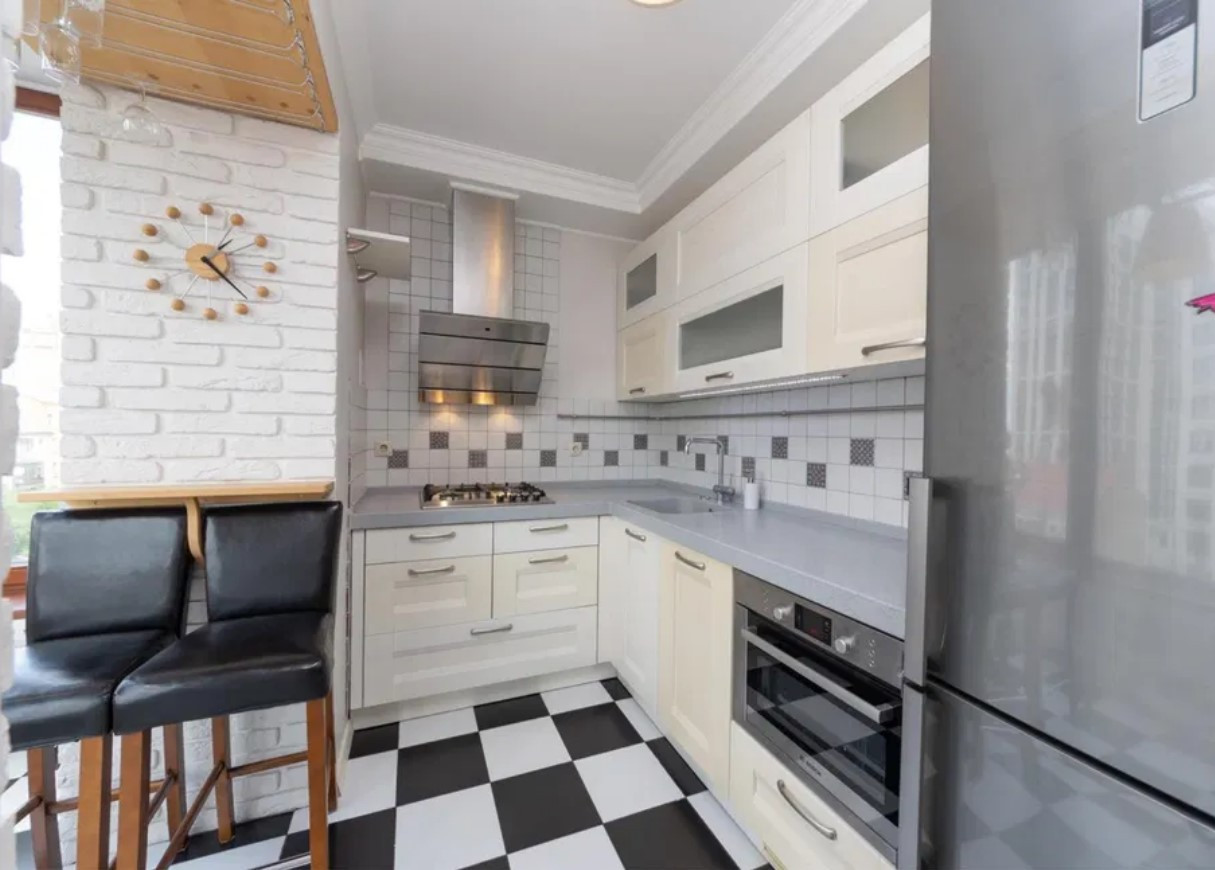 Продажа 2к квартиры в Киеве,  Гончара Олеся ул., 19