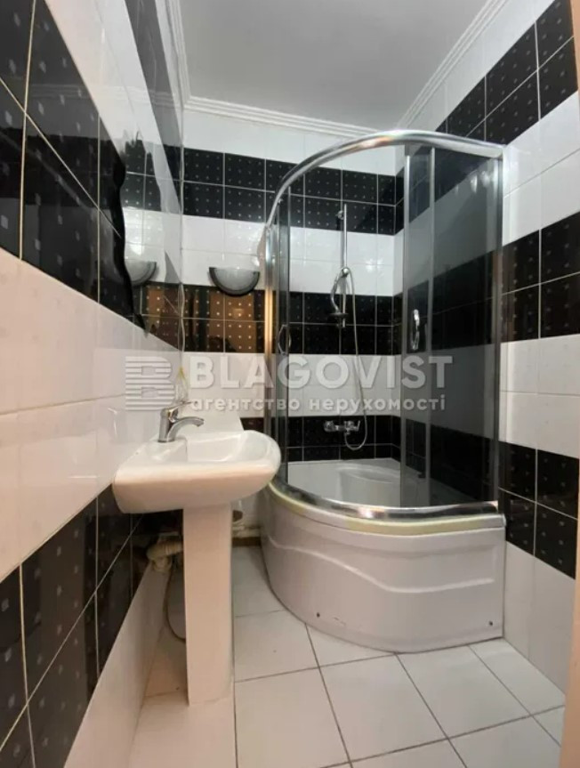 Продажа 3к квартиры в Киеве,  Владимирская ул., 6