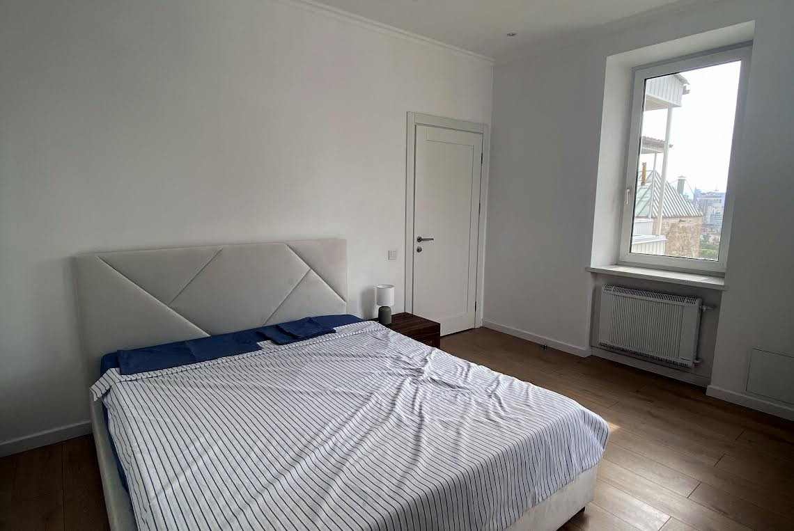 Аренда 5к квартиры в Киеве,  Гончара Олеся ул., 30А 13