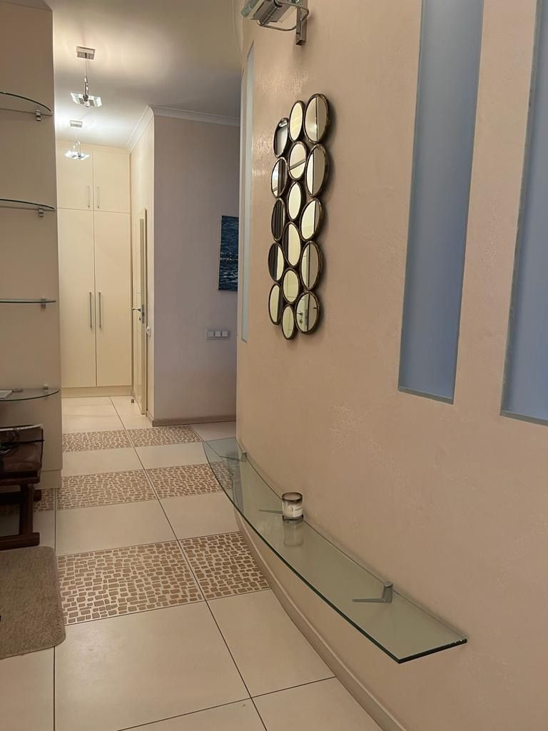 Аренда 3к квартиры в Киеве,  Почайнинская ул., 70 9