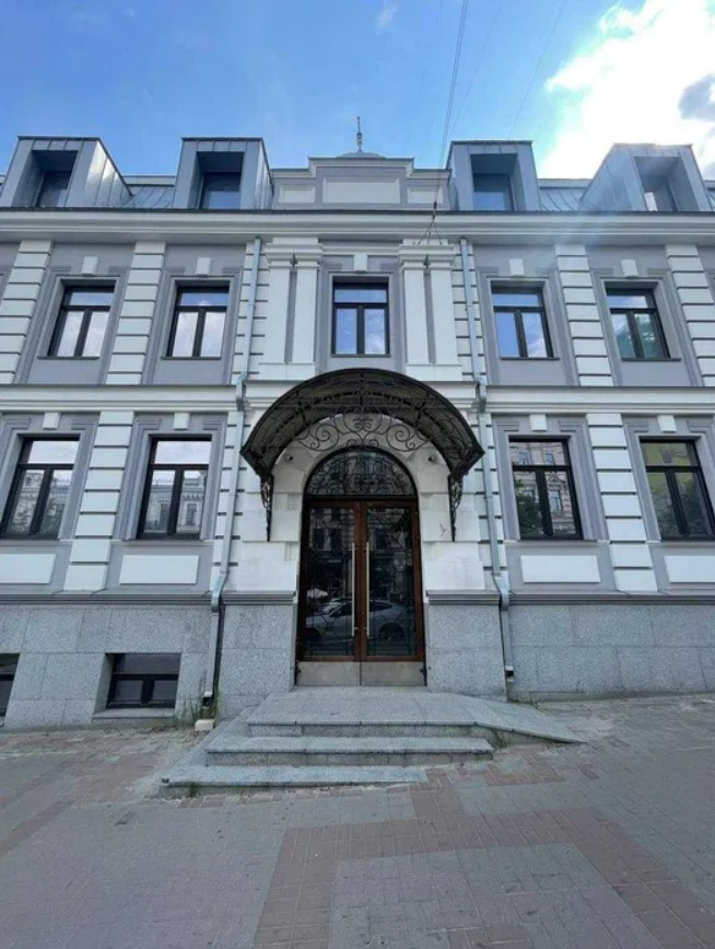 Аренда здания в Киеве,  Богдана Хмельницкого ул., 9 8