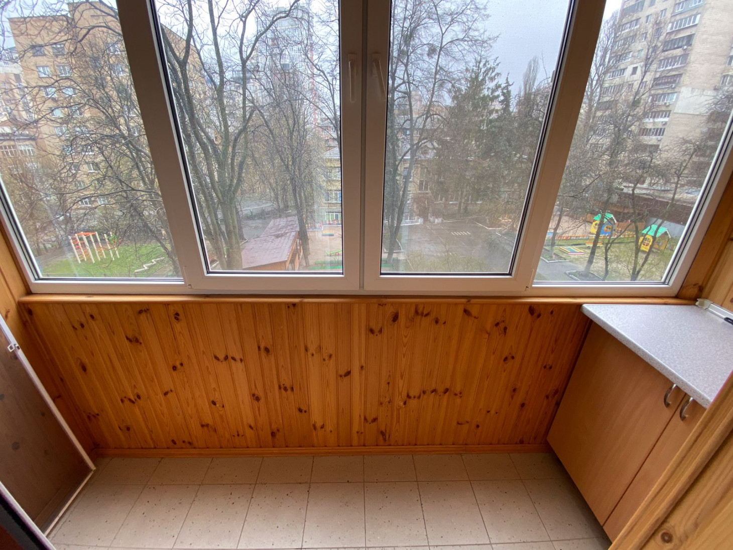Аренда 3к квартиры в Киеве,  Тургеневская ул., 28А-30А 1
