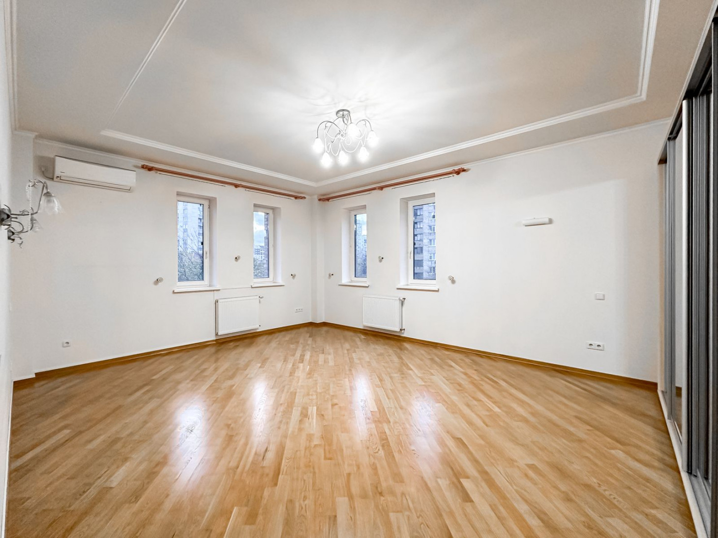 Аренда 3к квартиры в Киеве,  Тургеневская ул., 28А-30А 3