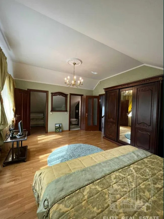 Аренда 7к дома в Киеве,  Метрологическая ул., 4