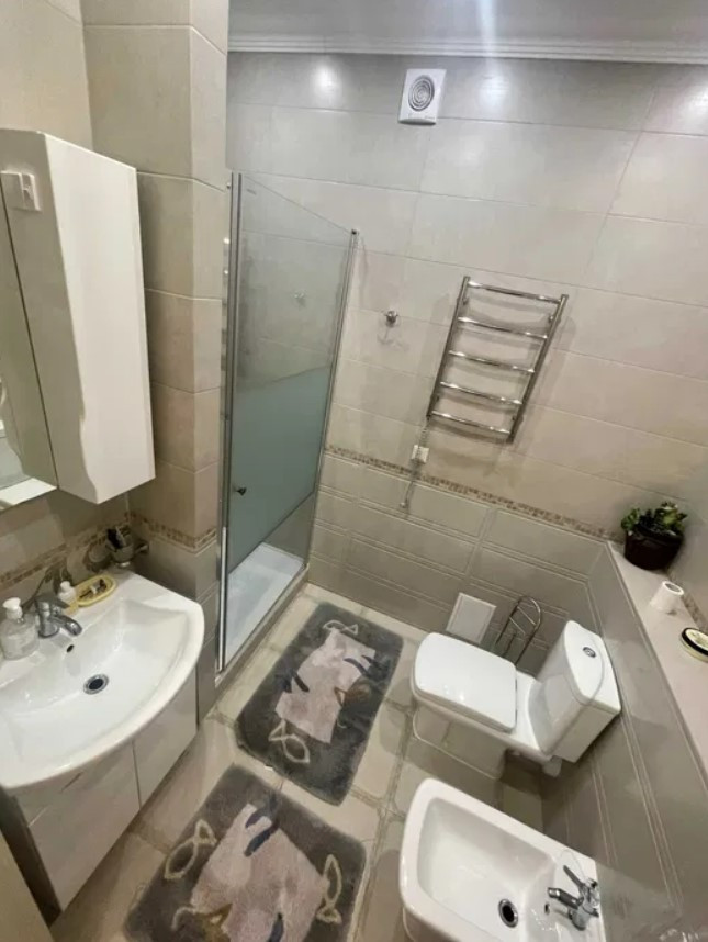 Аренда 3к квартиры в Киеве, ЖК Карнеги Тауер, Кловский спуск, 7 4