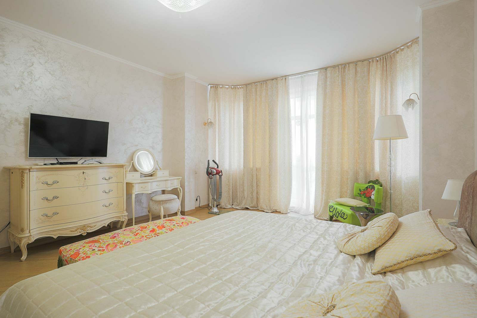 Аренда 3к квартиры в Киеве,  ЖК Творец, Коновальца ул. (Щорса ул.), 32А 3