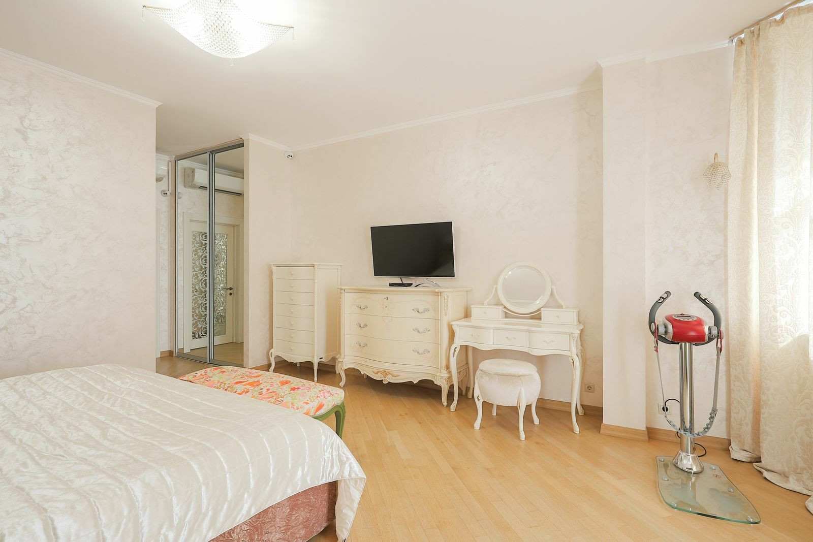 Аренда 3к квартиры в Киеве,  ЖК Творец, Коновальца ул. (Щорса ул.), 32А 4