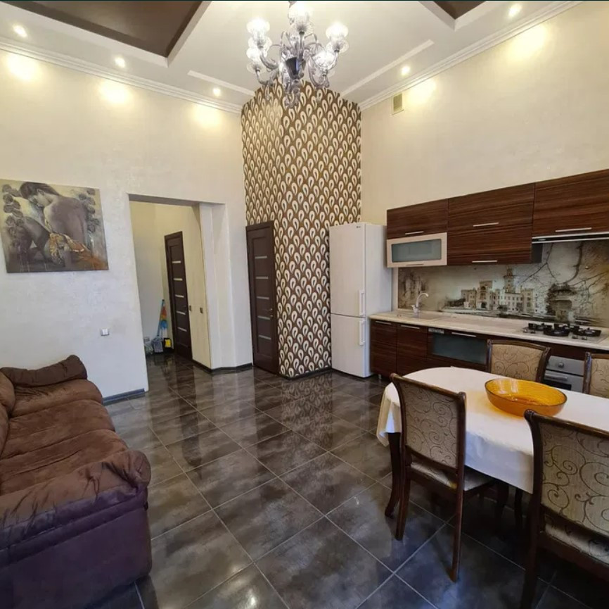 Продажа 2к квартиры в Киеве,  Лысенко ул., 1 2