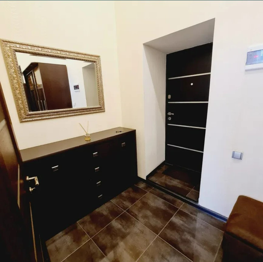 Продажа 2к квартиры в Киеве,  Лысенко ул., 1 3