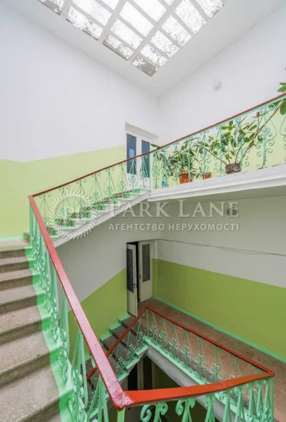 Продажа 2к квартиры в Киеве,  Лысенко ул., 1 6