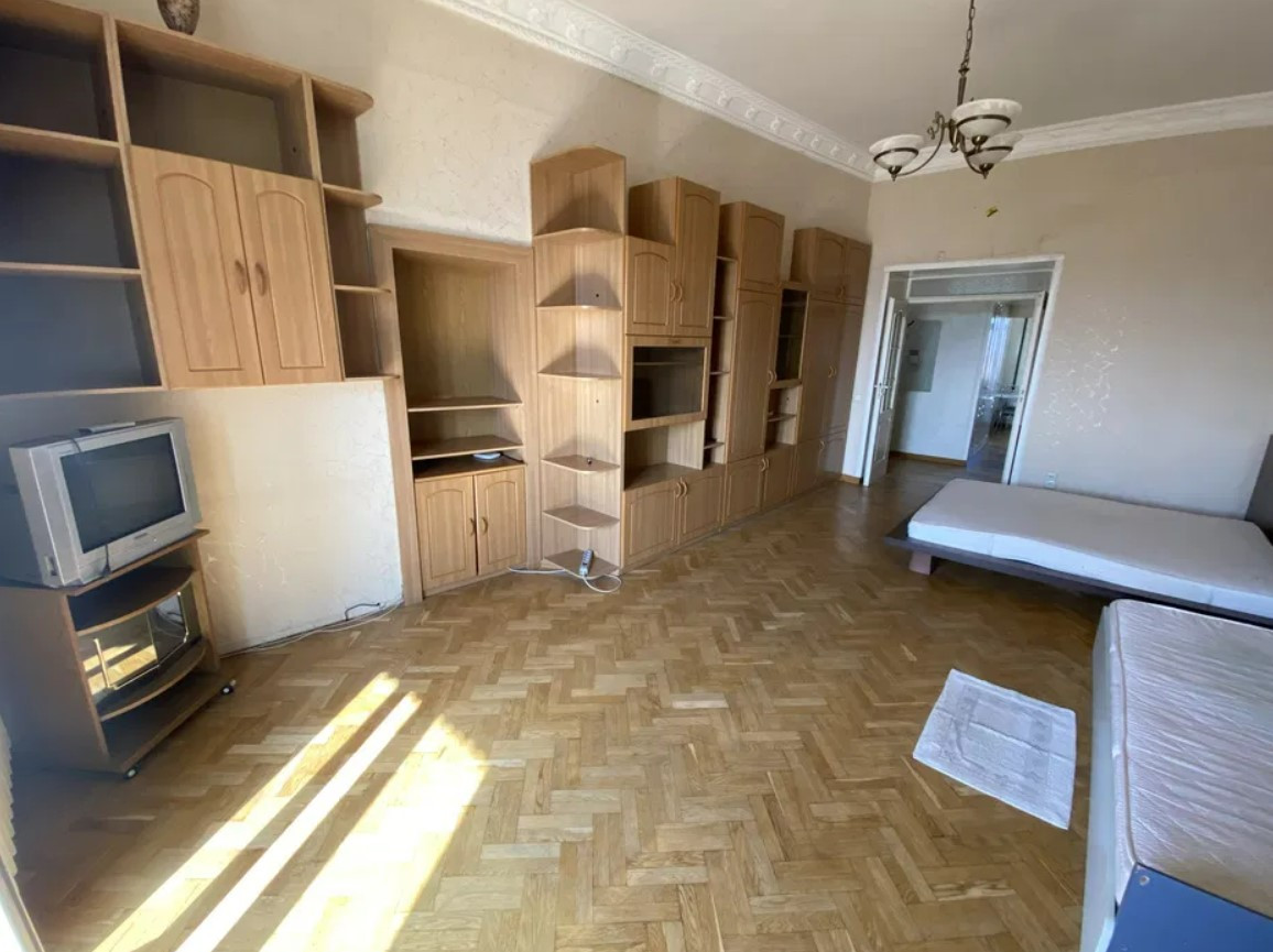 Продажа 2к квартиры в Киеве,  Владимирская ул., 19А 12