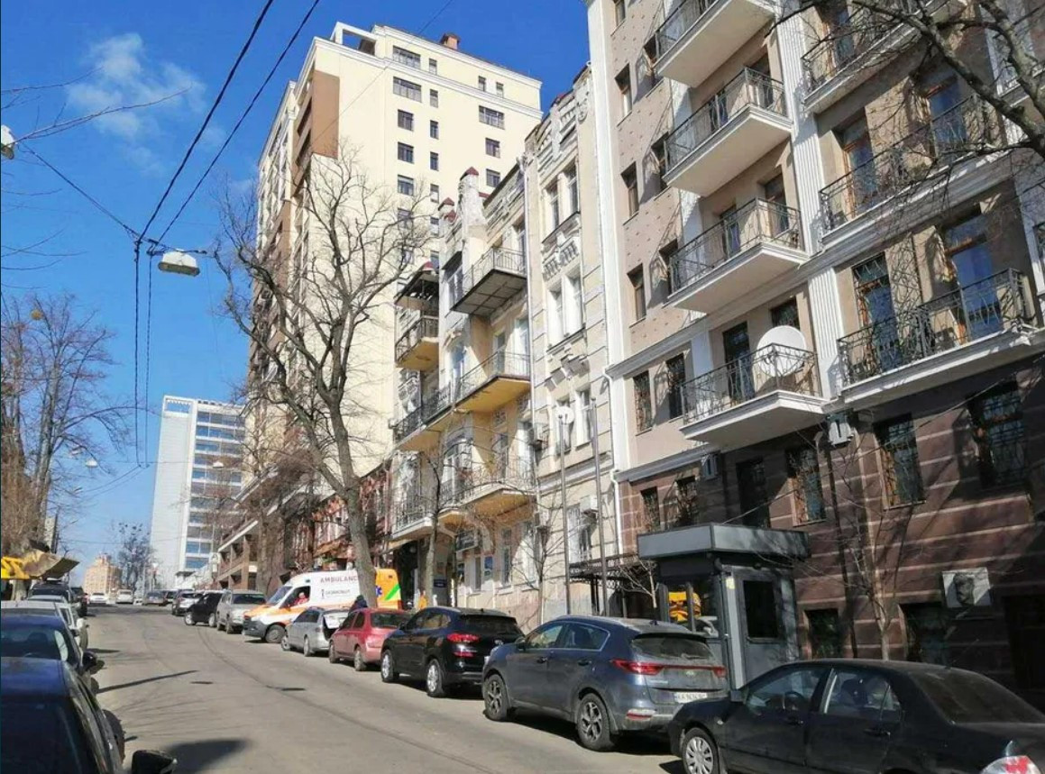 Продажа 4к квартиры в Киеве,  Гоголевская ул., 10 1