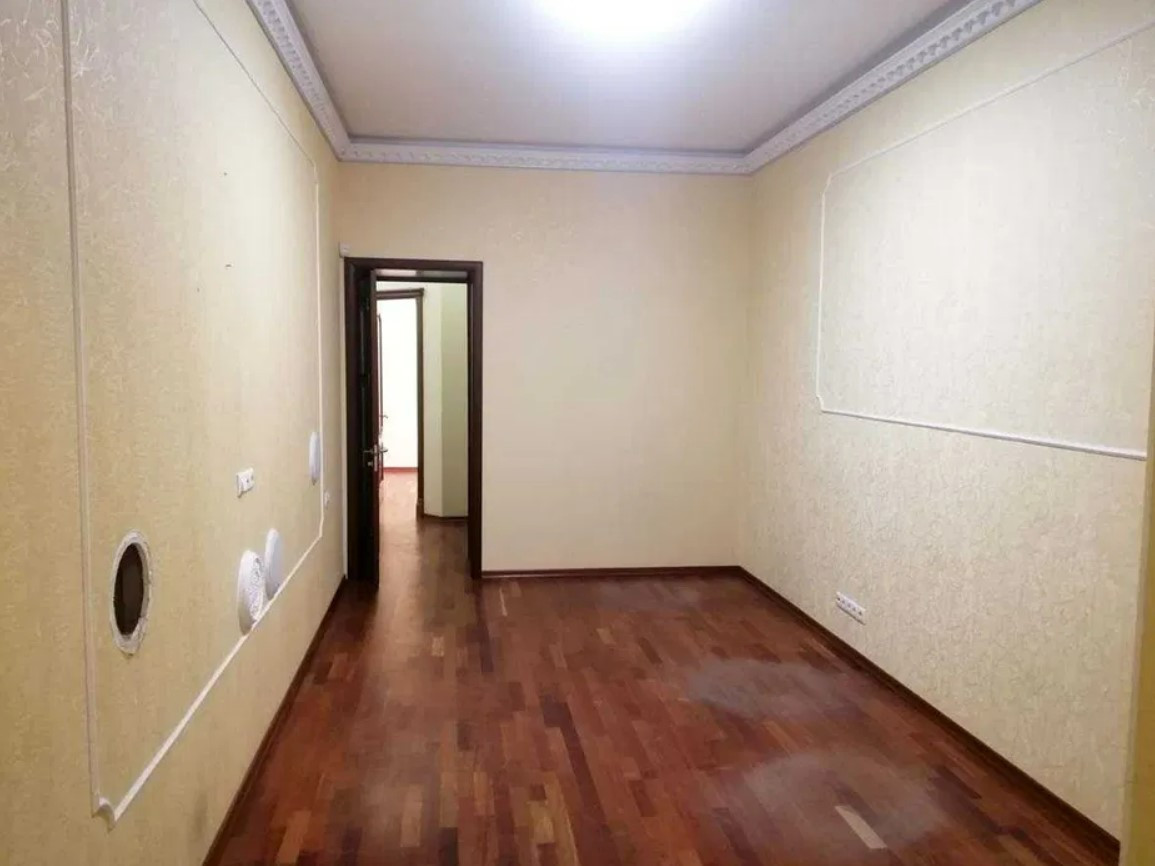 Продажа 4к квартиры в Киеве,  Гоголевская ул., 10 7