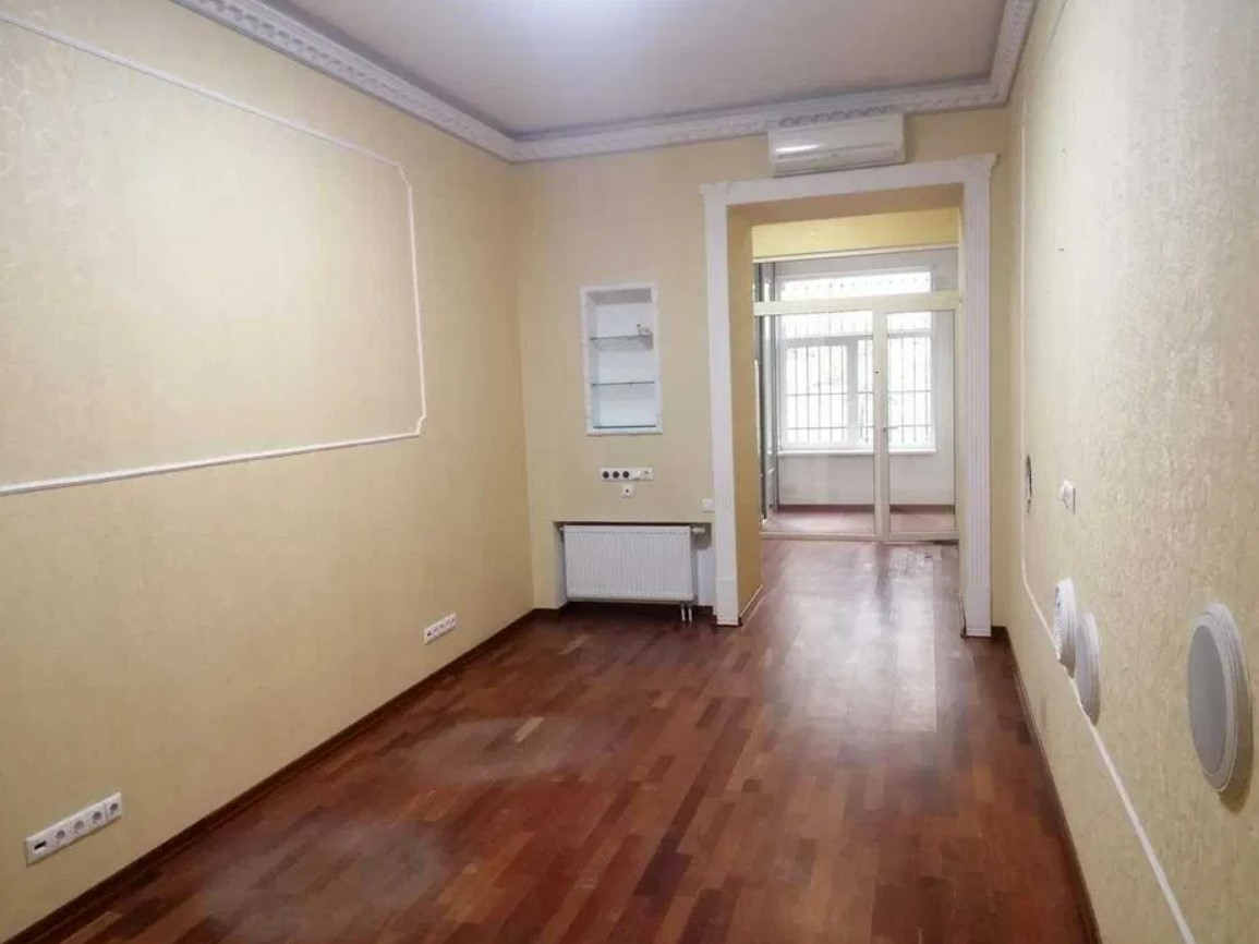 Продажа 4к квартиры в Киеве,  Гоголевская ул., 10 8