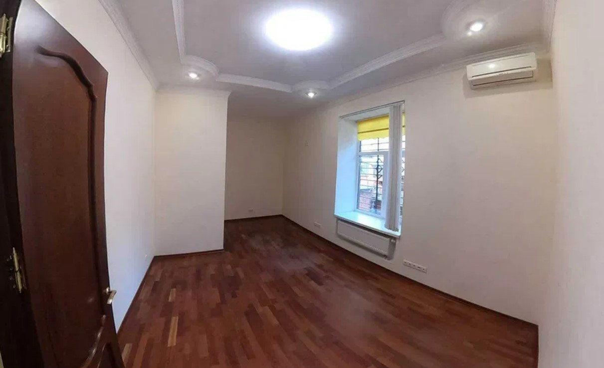 Продажа 4к квартиры в Киеве,  Гоголевская ул., 10 14