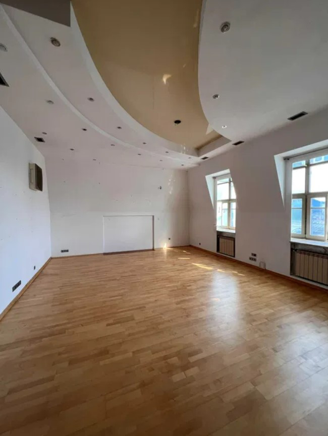Продажа 3к квартиры в Киеве,  Хорива ул., 4 11