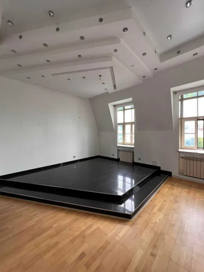 Продажа 3к квартиры в Киеве,  Хорива ул., 4 17