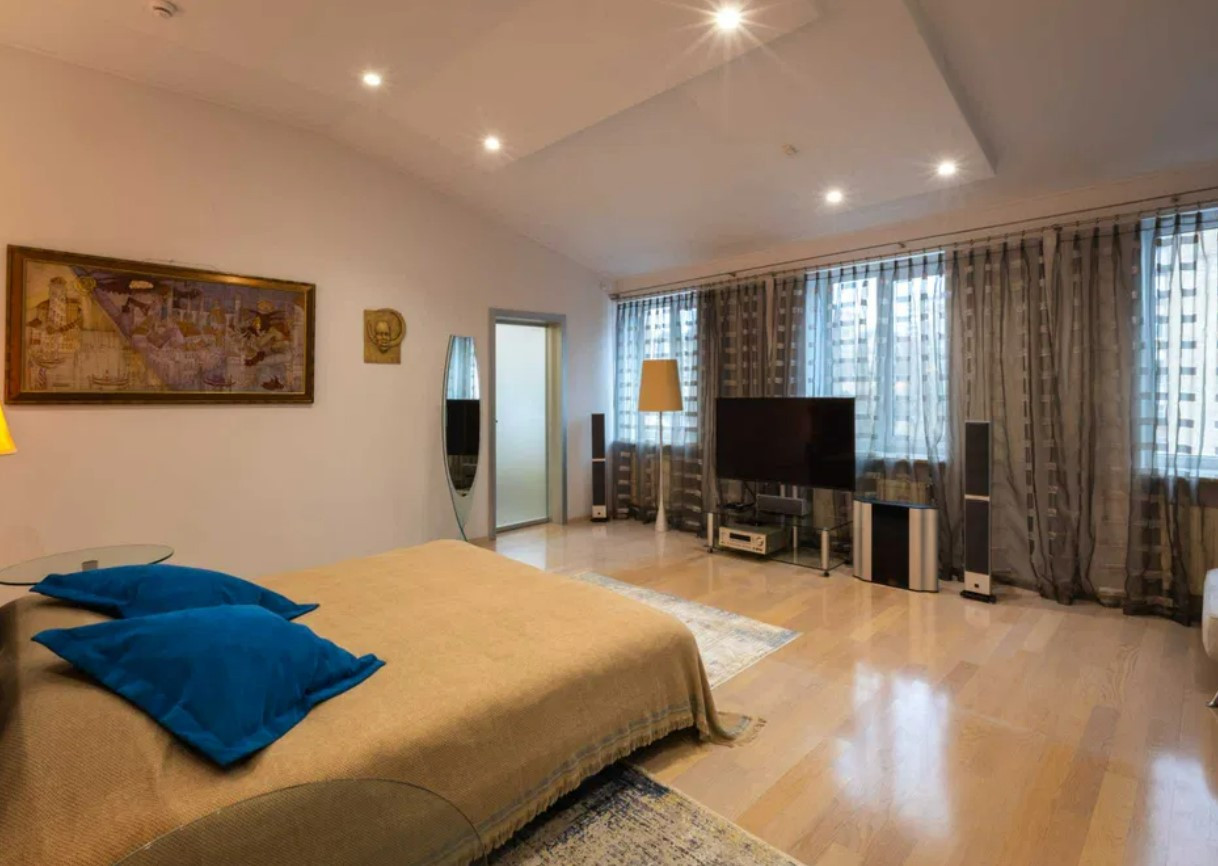 Продажа 2к квартиры в Киеве,  Михайловская ул., 15А 11