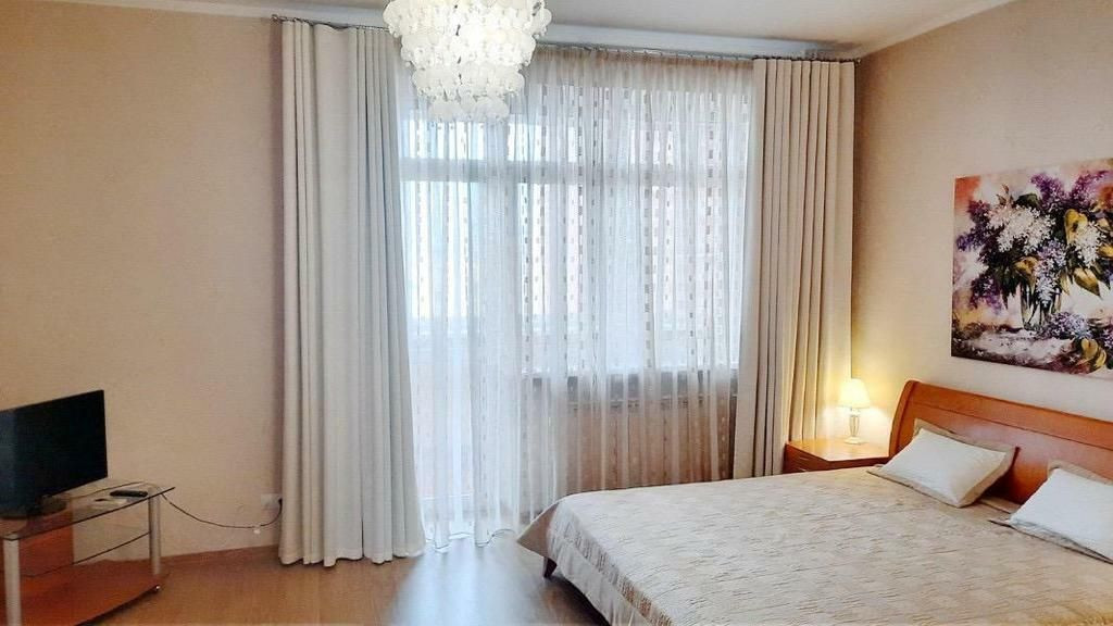 Аренда 3к квартиры в Киеве, Панаса Мирного ул., 12 3