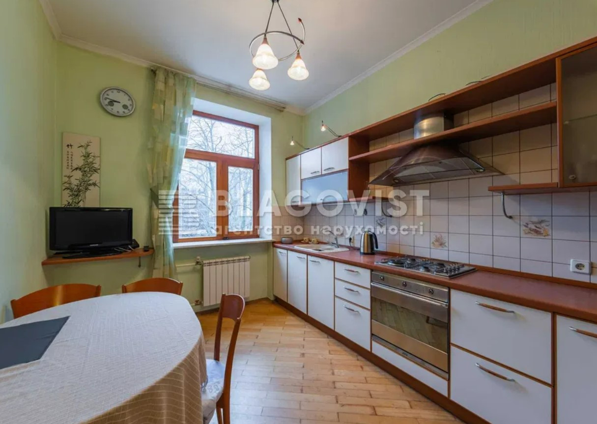 Продажа 4к квартиры в Киеве,  Стретенская ул., 11 0