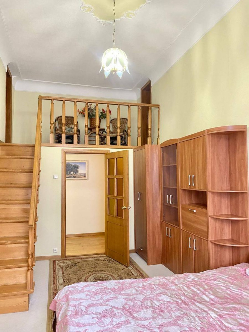 Продажа 3к квартиры в Киеве,  Заньковецкой ул., 6 10