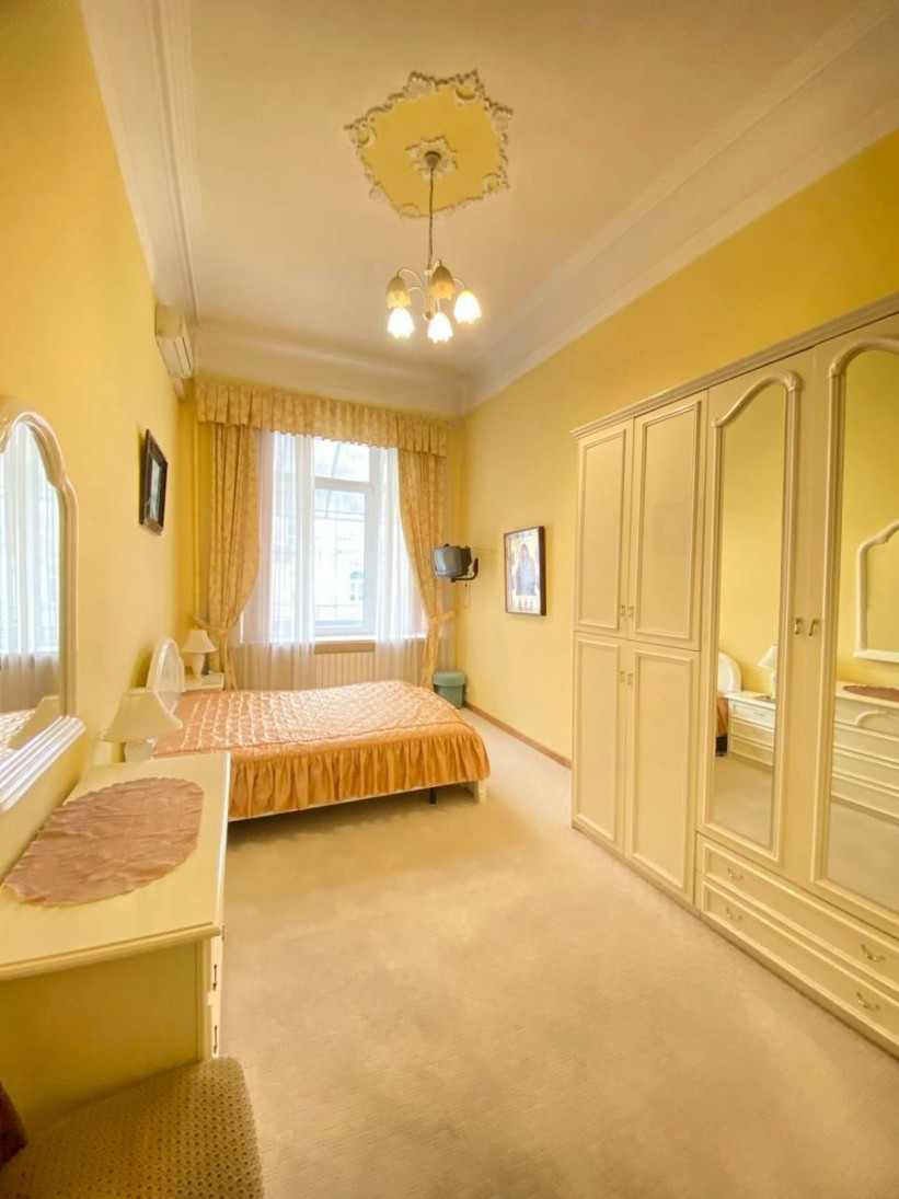 Продажа 3к квартиры в Киеве,  Заньковецкой ул., 6 13