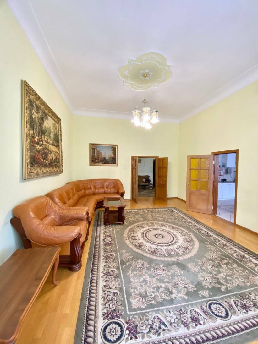 Продажа 3к квартиры в Киеве,  Заньковецкой ул., 6 16