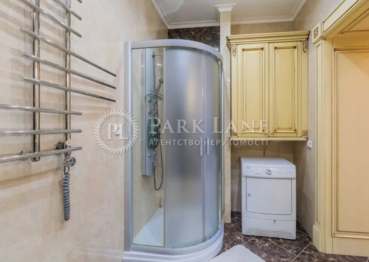 Продажа 3к квартиры в Киеве,  Коцюбинского Михаила ул., 9 3
