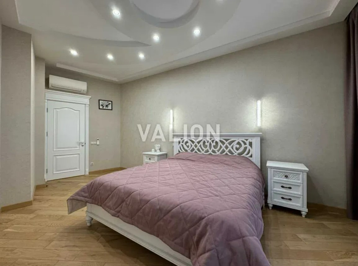 Продажа 3к квартиры в Киеве,  ЖК Фундуклеевский, Богдана Хмельницкого ул., 58А 14