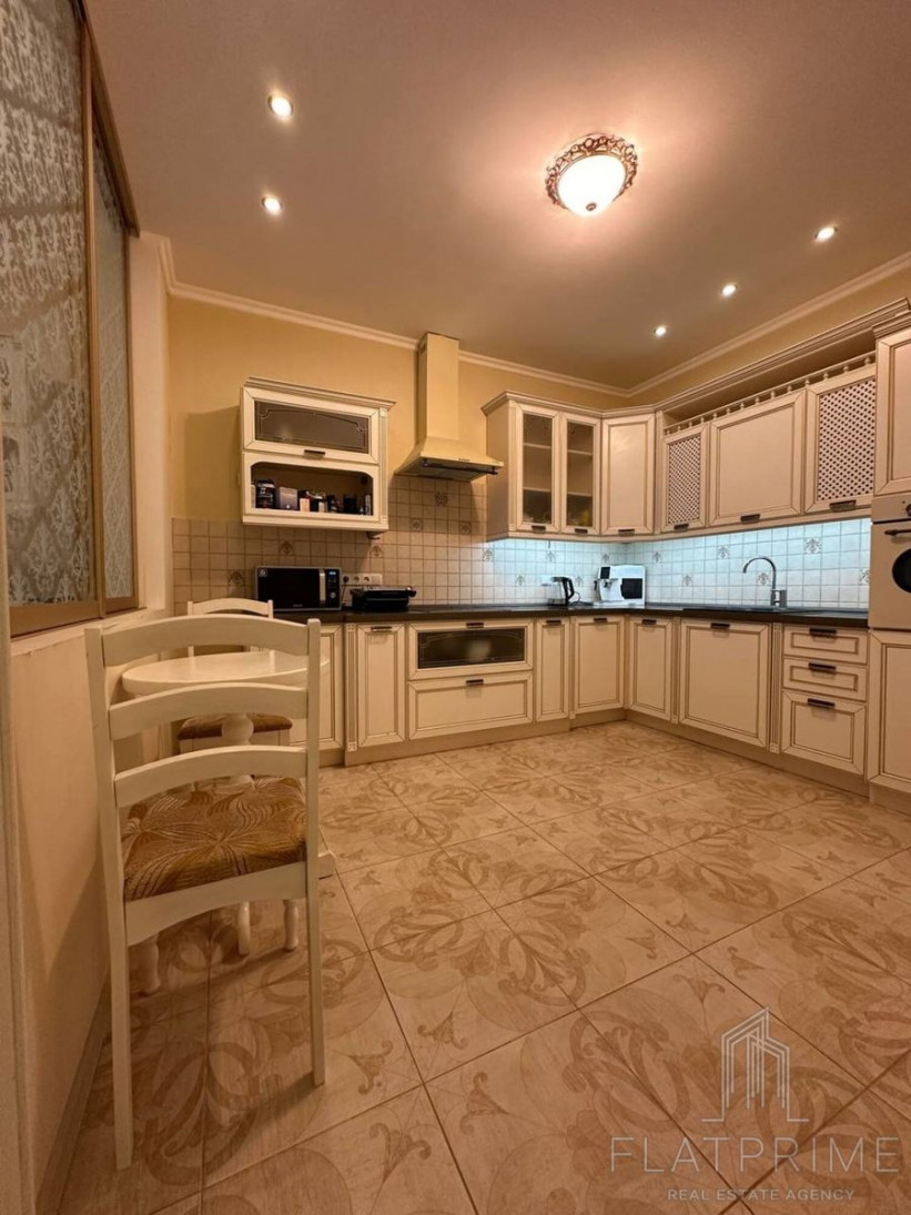 Продажа 2к квартиры в Киеве,  ЖК Карнеги Тауер, Кловский спуск, 7А 9