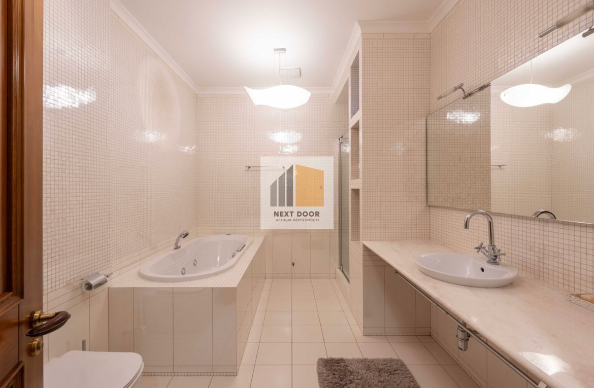 Продажа 4к квартиры в Киеве,  Кропивницкого ул., 10 3