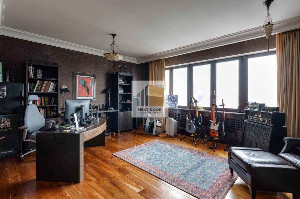 Продажа 4к квартиры в Киеве,  Кропивницкого ул., 10 9