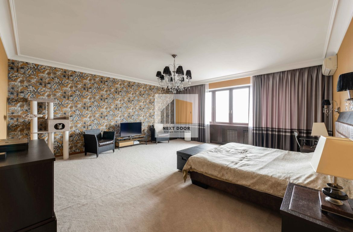 Продажа 4к квартиры в Киеве,  Кропивницкого ул., 10 13