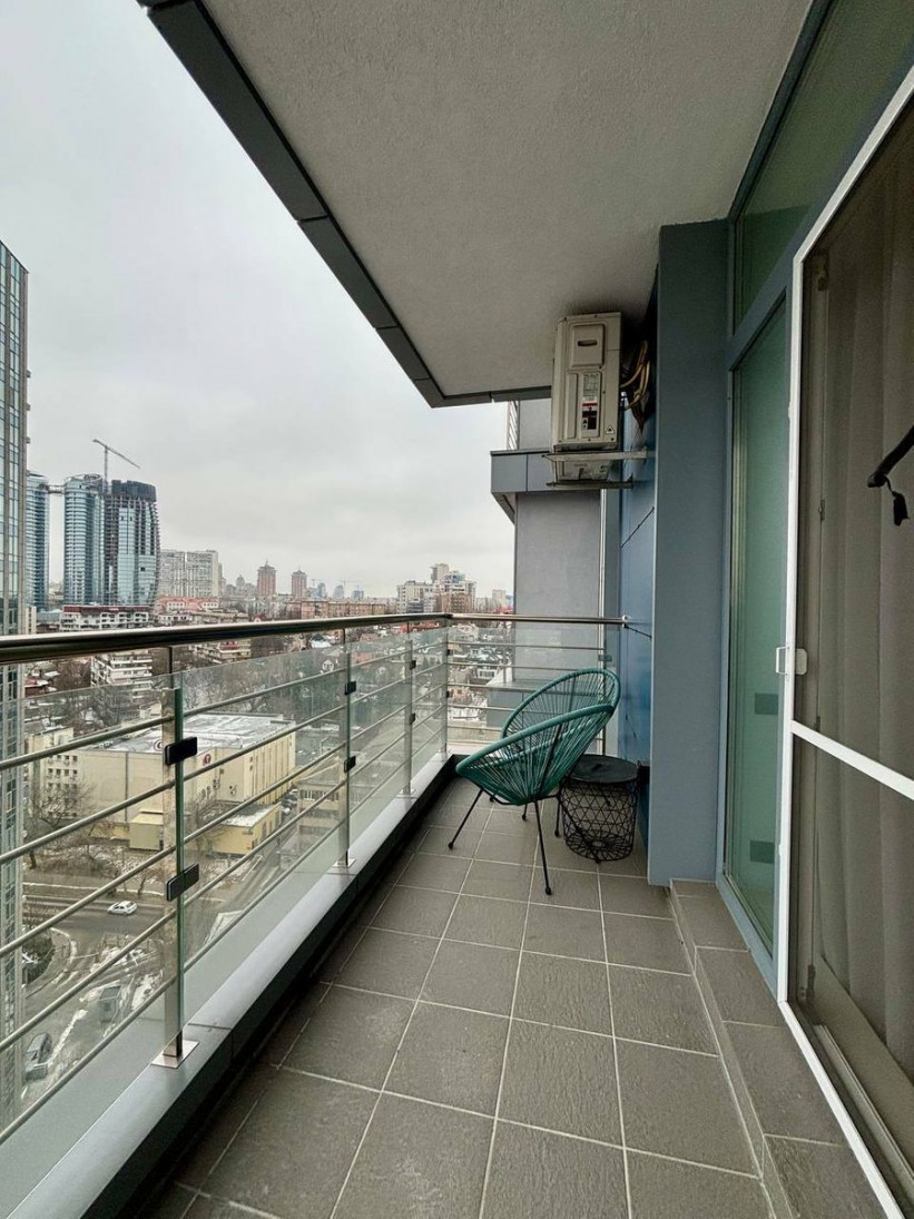 Продажа 3к квартиры в Киеве,  ЖК Централ Парк, Джона Маккейна ул. (Кудри Ивана ул.), 7 9