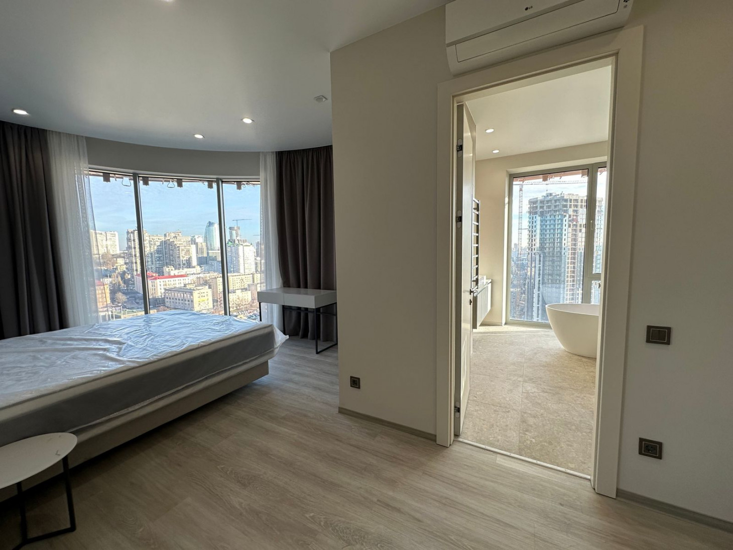 Аренда 4к квартиры в Киеве,  ЖК Atlantic Residences, Антоновича ул. (Горького ул.), 118 8