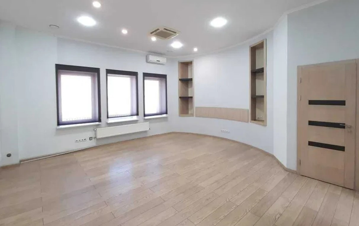 Аренда здания в Киеве,  Хорива ул., 55 12